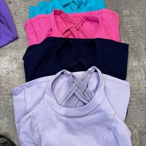 4 lululemon tanks